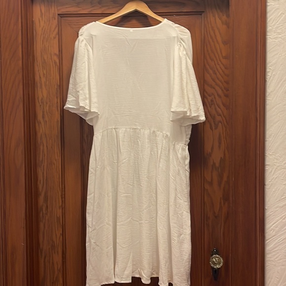 White faux wrap dress XXL - Picture 4 of 4